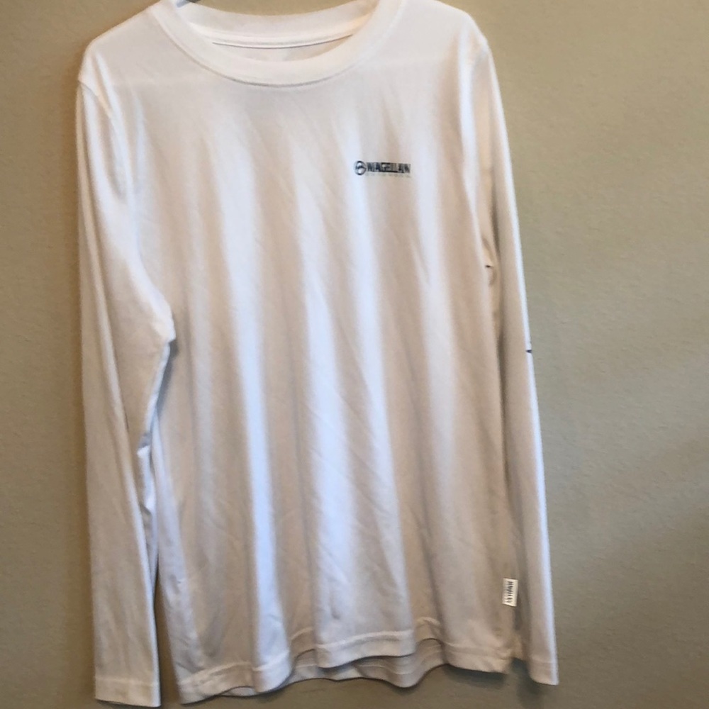 Youth Medium Magellan outdoor long-sleeve shirt